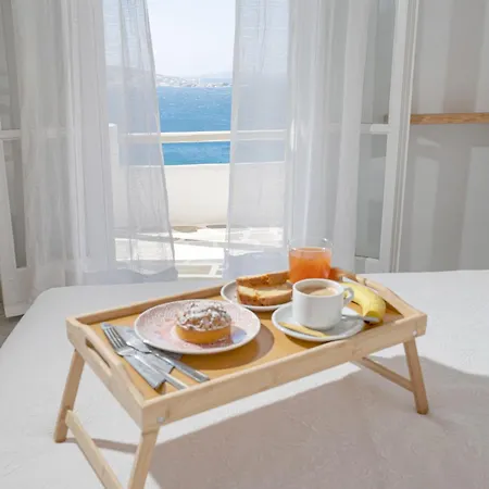 Amelie Mykonos * アギオス・ステファノス