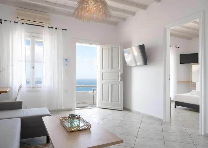 Amelie Mykonos * آغيوس ستيفانوس